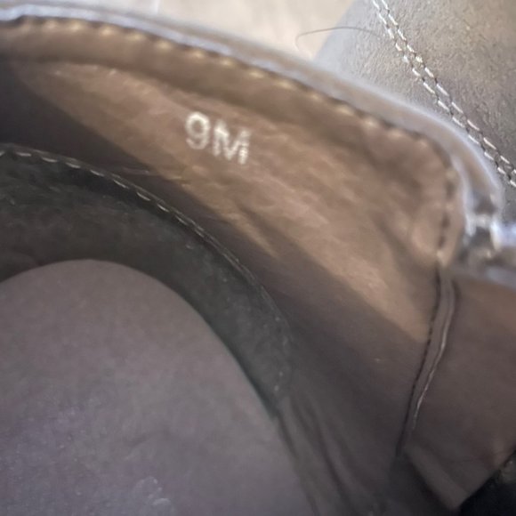 Ladies Wedge booties Size 9M - Picture 3 of 5